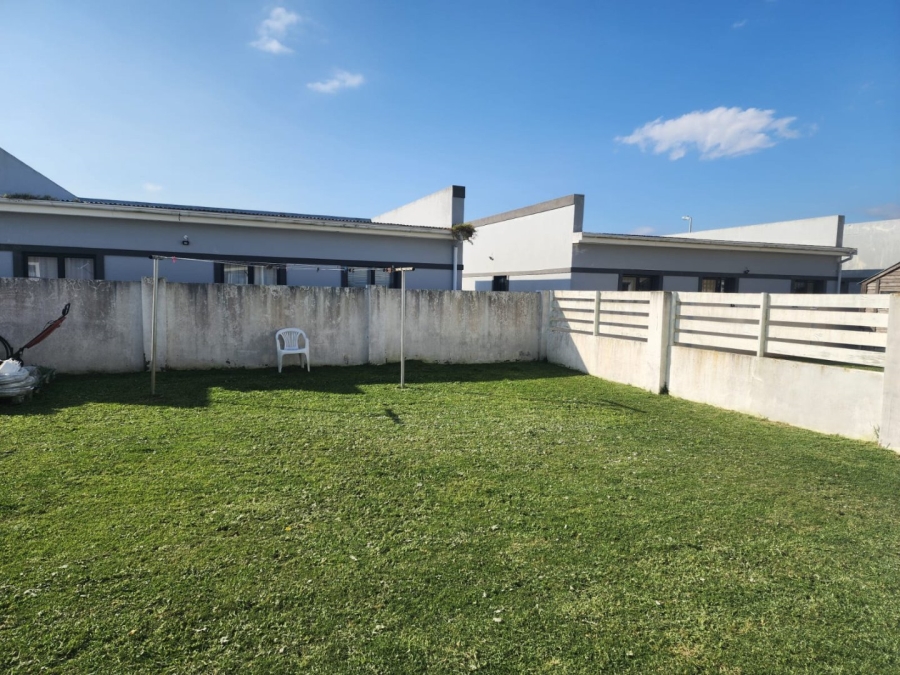 2 Bedroom Property for Sale in Parsonsvlei Eastern Cape